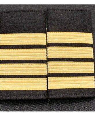 Epaulet-Pilot-Epaulette-Sliders-4-Gold-Bars-Captain-on-Black-Cloth