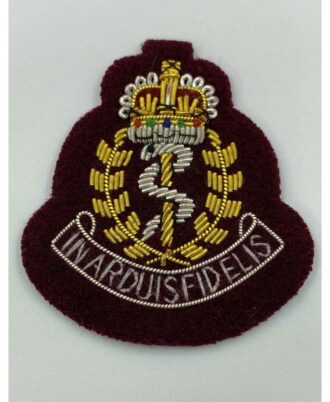 RAMC-Officers-Beret-Badge-Royal-Army-Medical-Corps-Bullion-Wire-Badge-on-Maroon